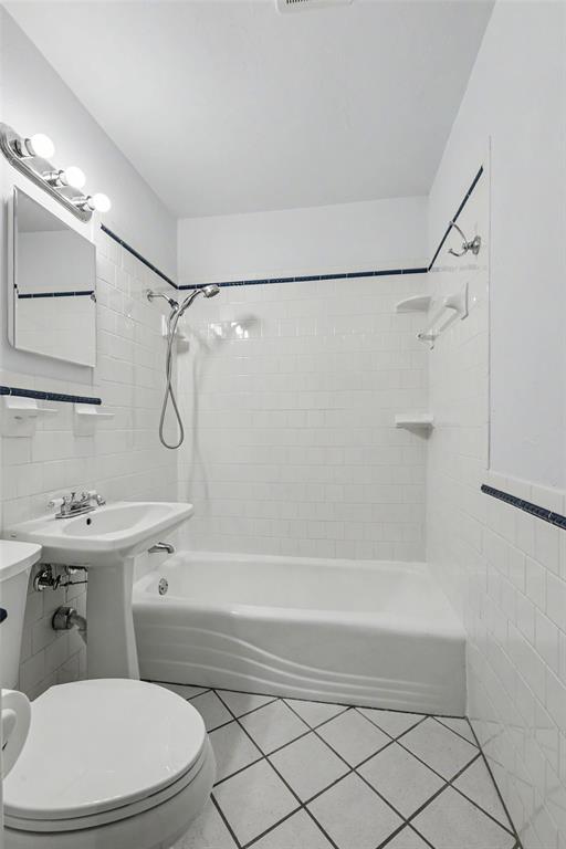 1503 Downing Street Property Photo 13