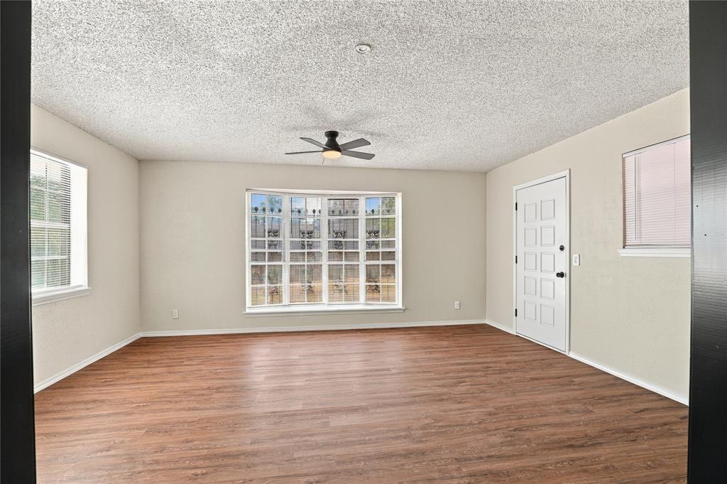 4004 Terry Way Property Photo 3