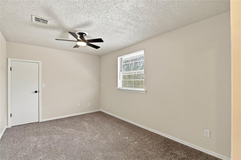 4004 Terry Way Property Photo 8
