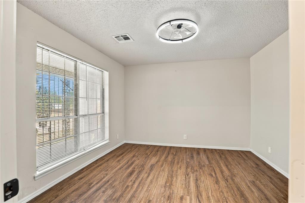 4004 Terry Way Property Photo 10