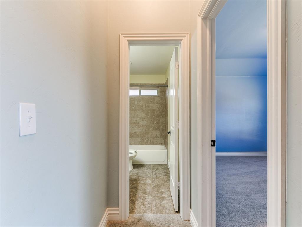 6109 Nw 160th Terrace Property Photo 19
