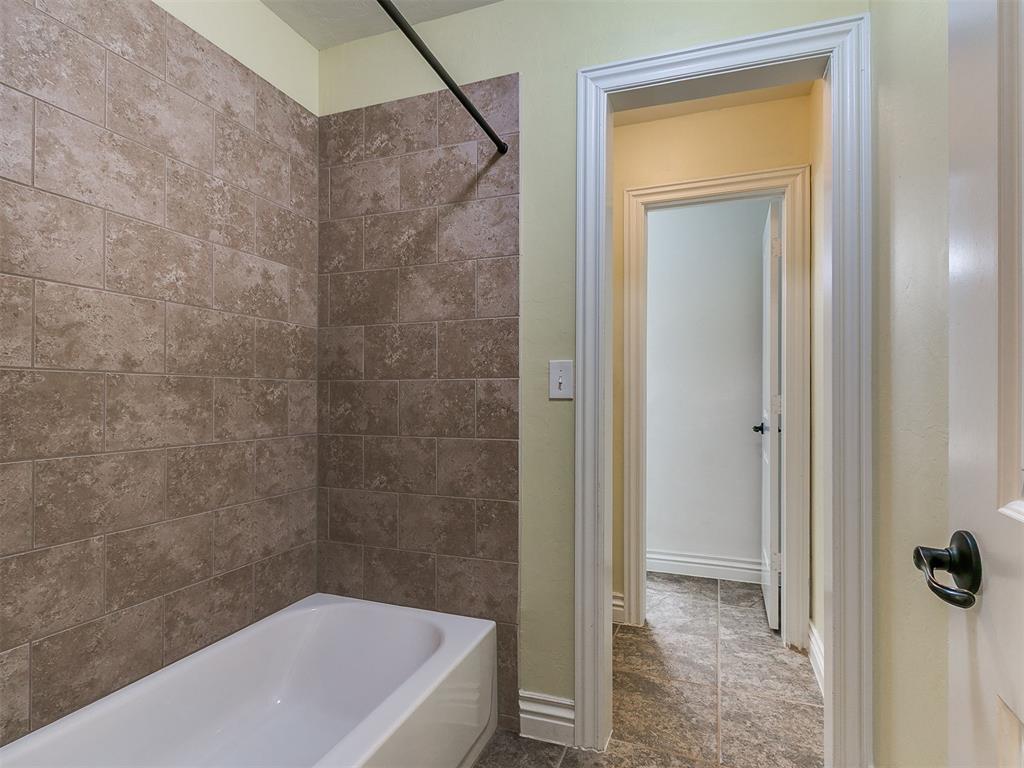 6109 Nw 160th Terrace Property Photo 36