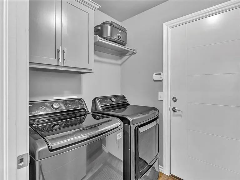 8913 Stacy Lynn Lane Property Photo 7