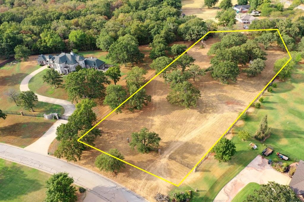 6100 Blue Hills Court Property Photo 1
