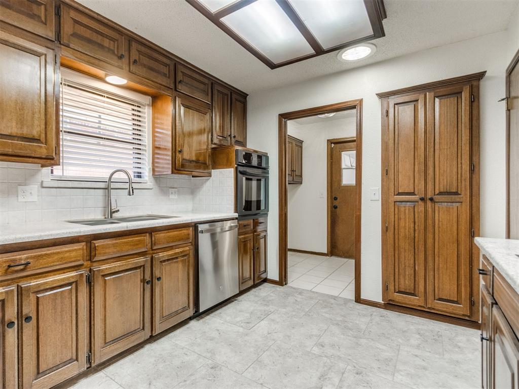3720 Rolling Lane Circle Property Photo 11