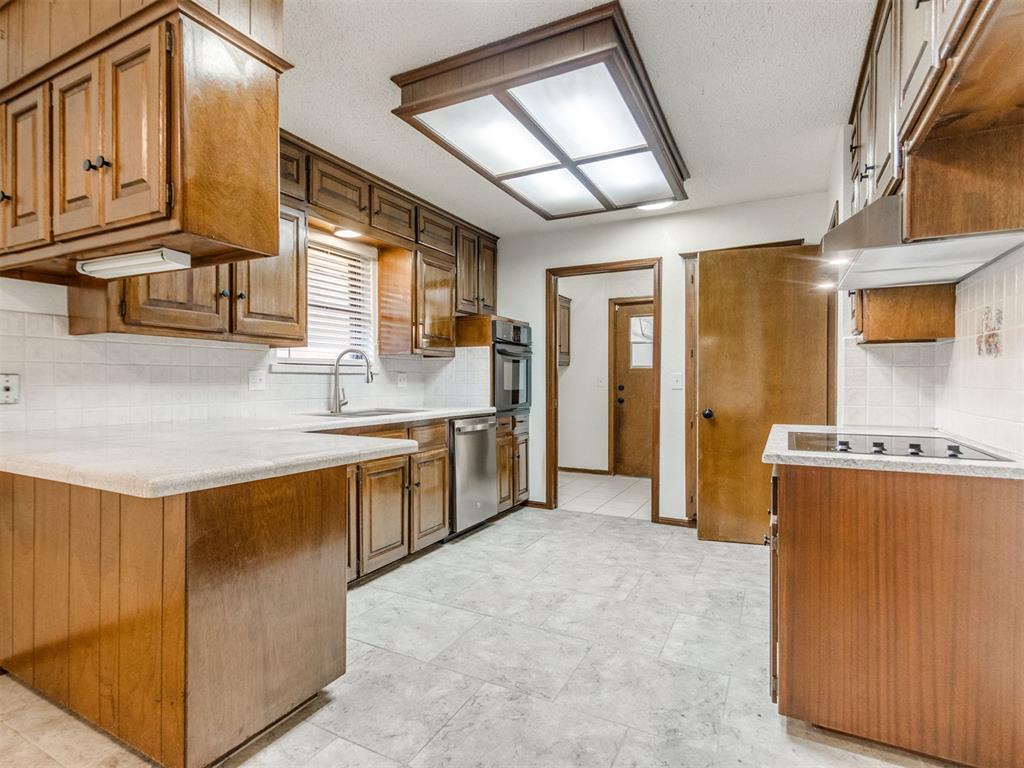 3720 Rolling Lane Circle Property Photo 12