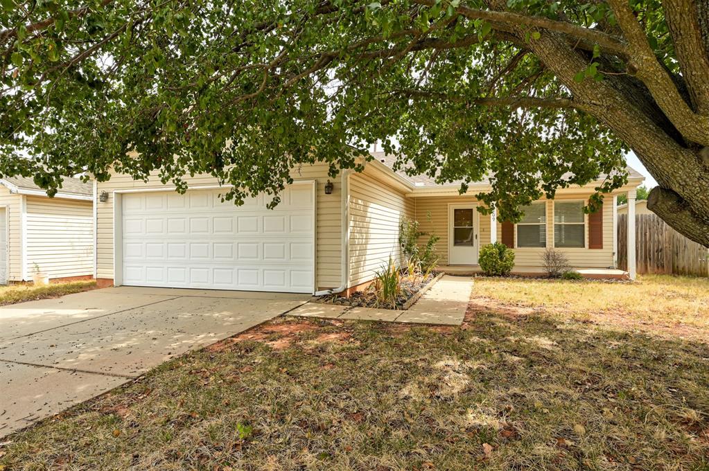 1209 Briar Patch Way Property Photo 2
