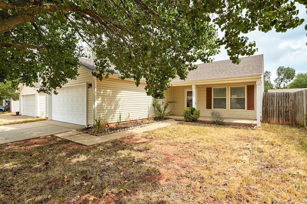1209 Briar Patch Way Property Photo 4