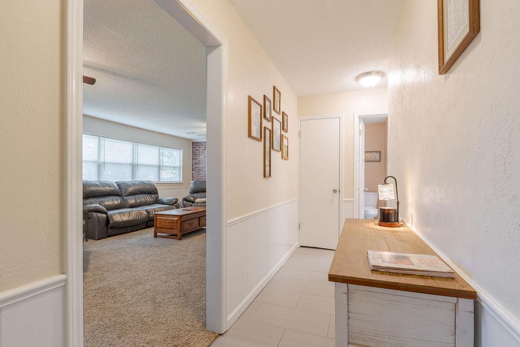 14 Arapaho Drive Property Photo 5