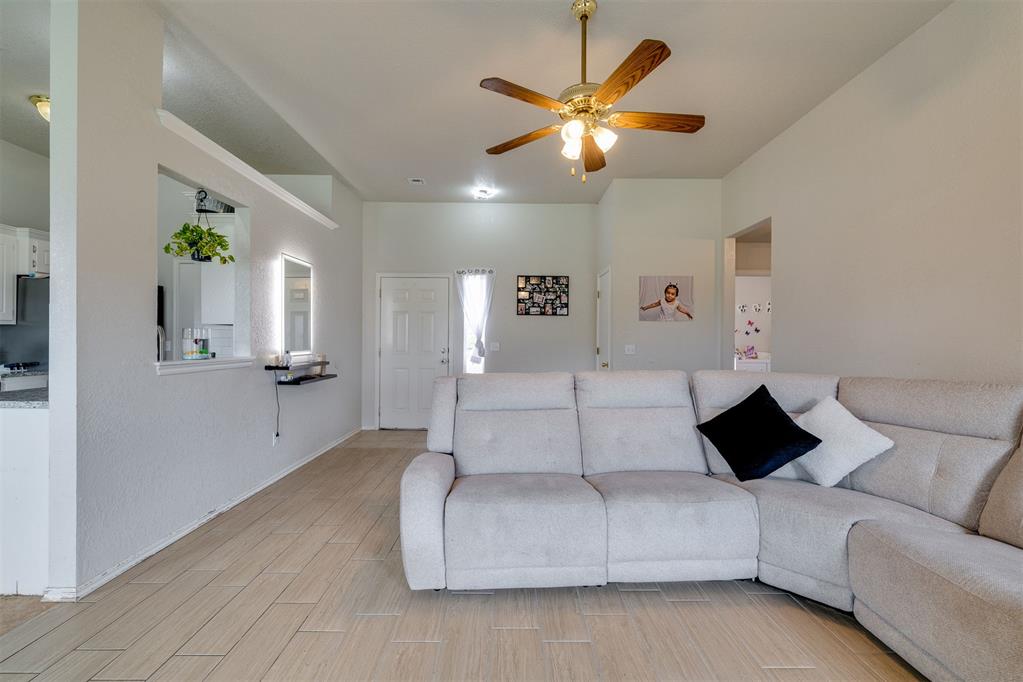 1545 Tudor Drive Property Photo 10