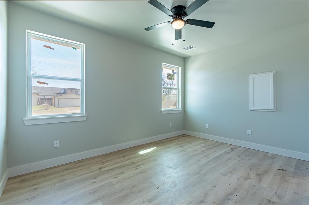 316 Ash Avenue Property Photo 12