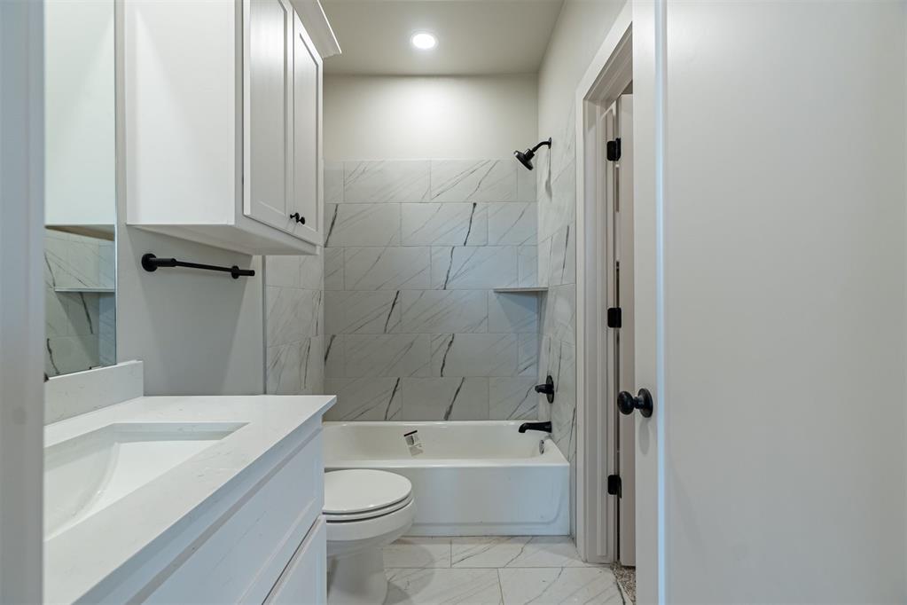 316 Ash Avenue Property Photo 14