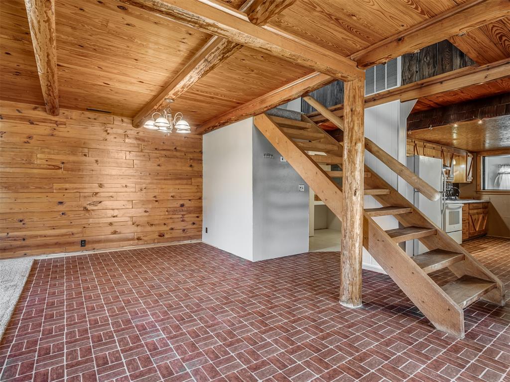 1901 His Way Property Photo 6