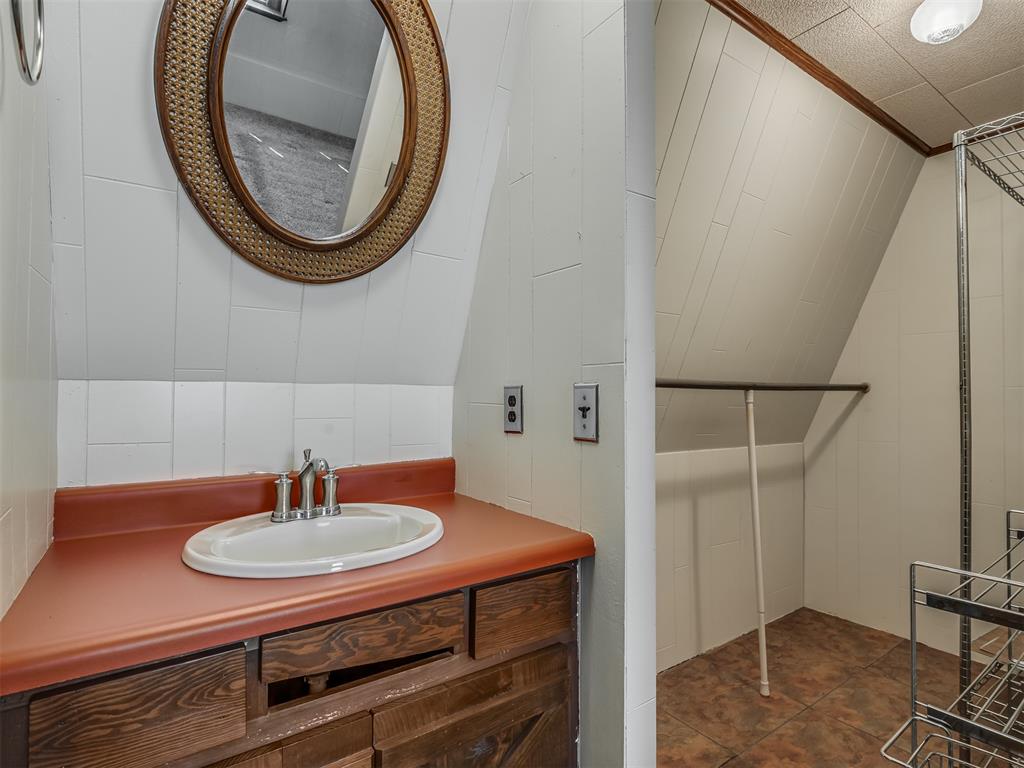1901 His Way Property Photo 30