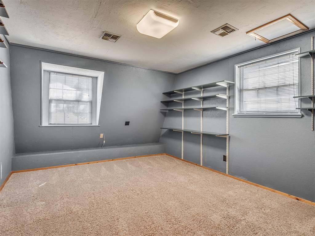 1901 His Way Property Photo 34
