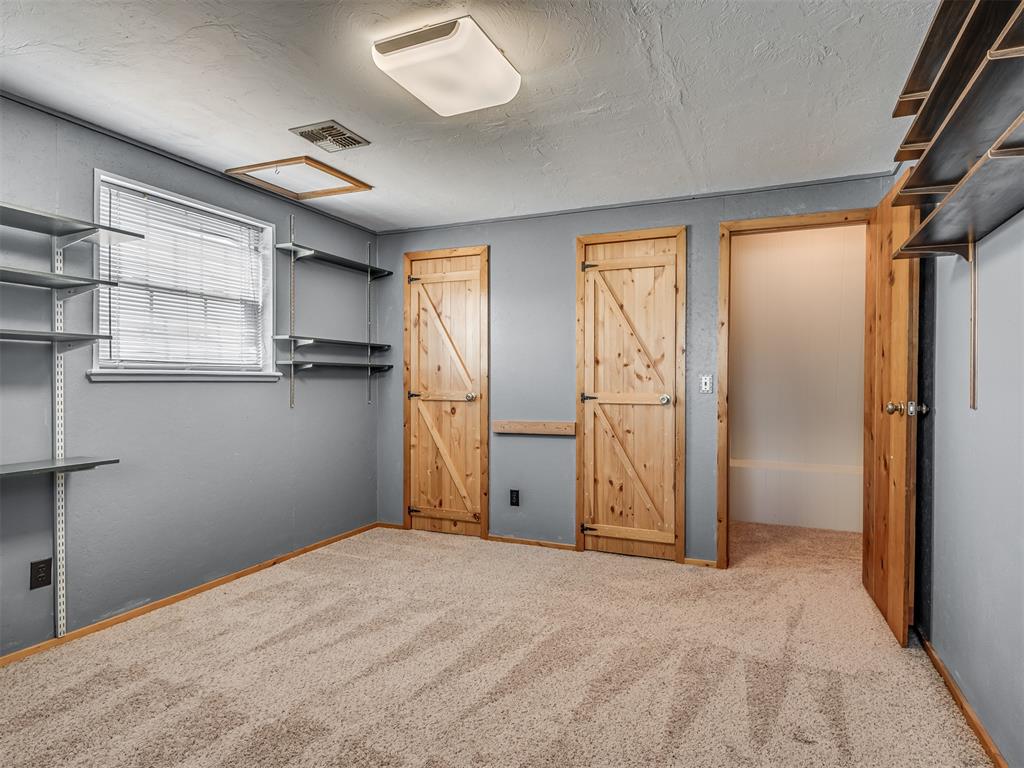 1901 His Way Property Photo 35