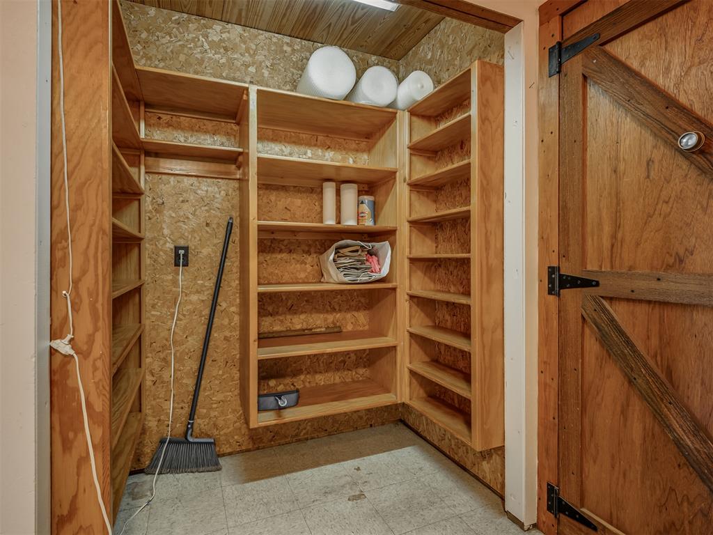 1901 His Way Property Photo 36