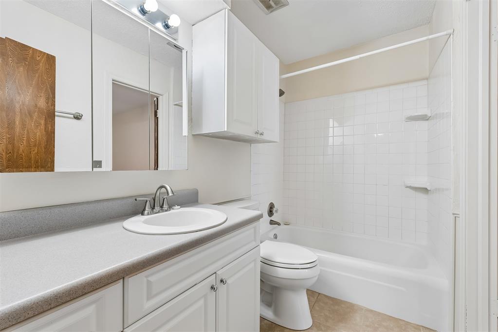 11419 N May Avenue B Property Photo 25
