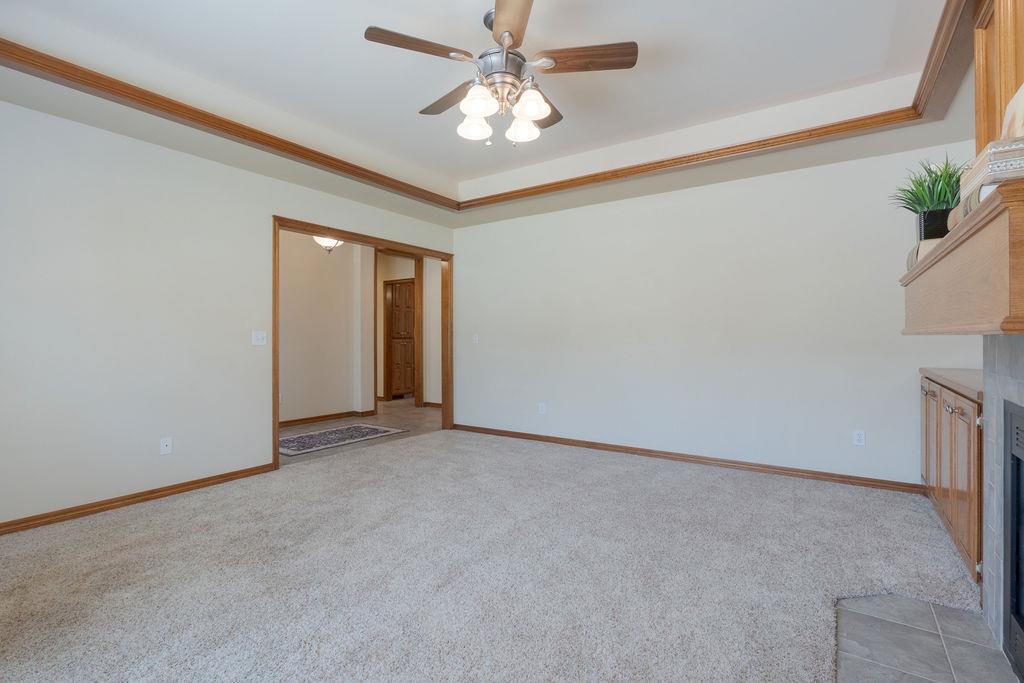 1714 Bridlewood Court Property Photo 9