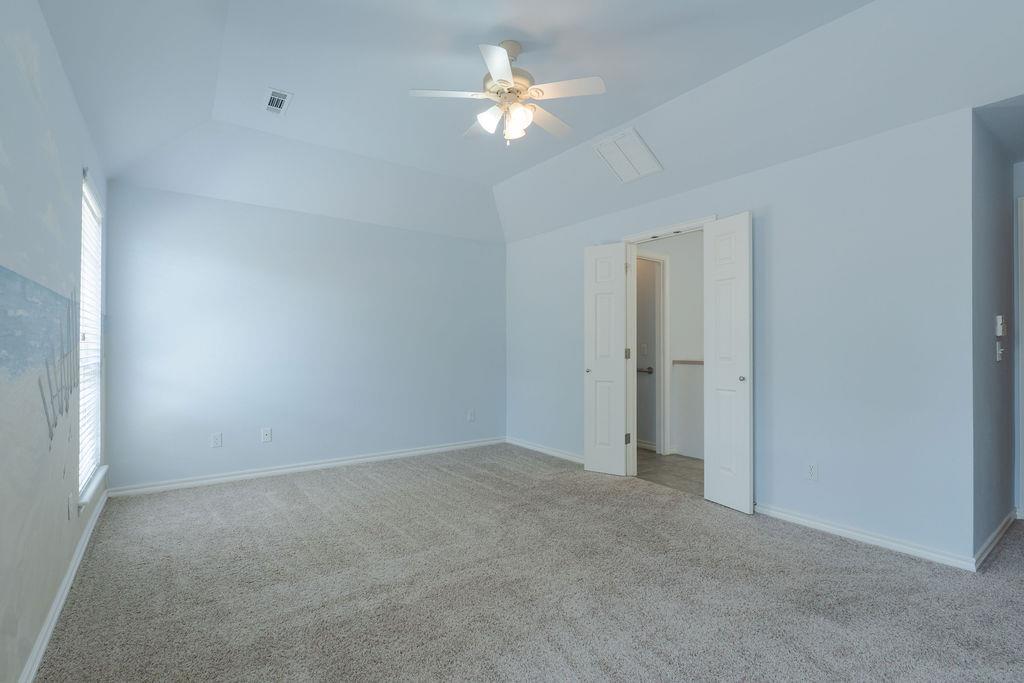 1714 Bridlewood Court Property Photo 12