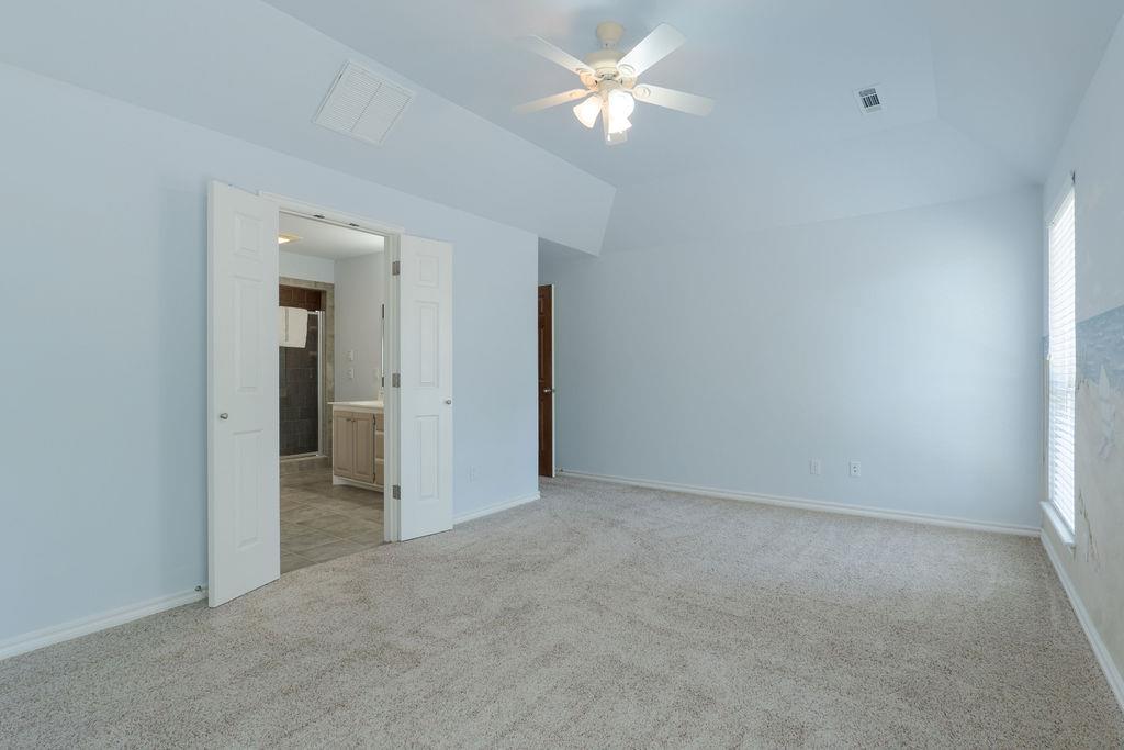 1714 Bridlewood Court Property Photo 13