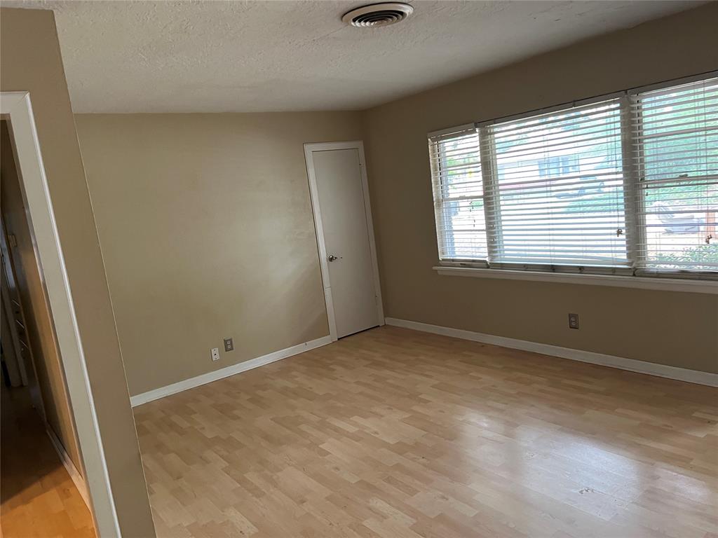 1519 S Windsor Way Property Photo 5