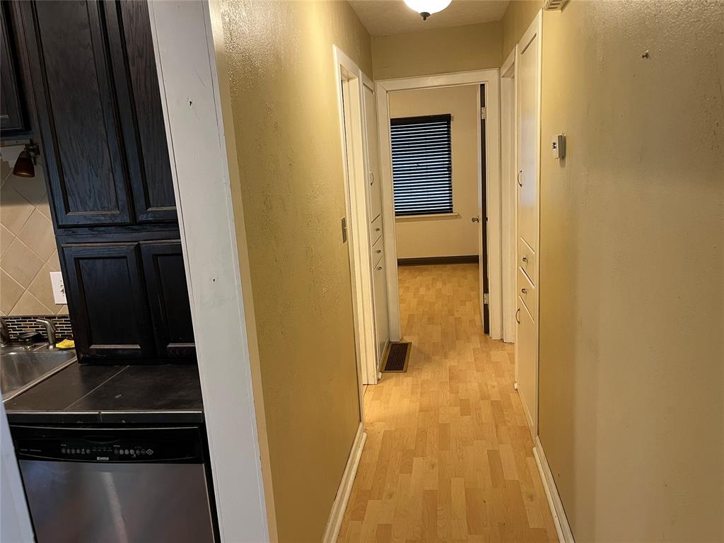 1519 S Windsor Way Property Photo 6