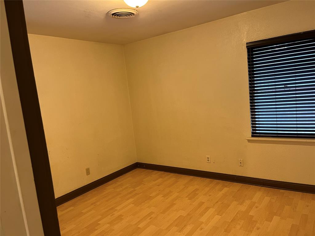 1519 S Windsor Way Property Photo 8