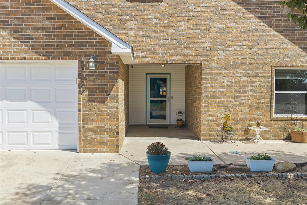1601 Ward Road Property Photo 2