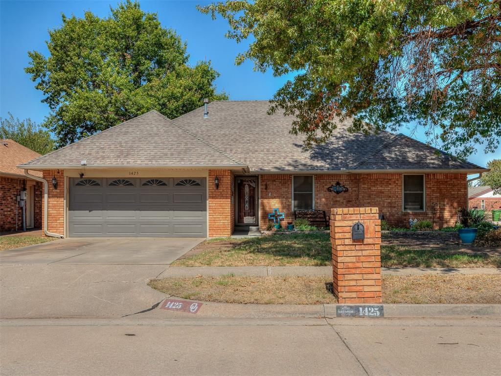 1425 Chimney Hill Road Property Photo 1