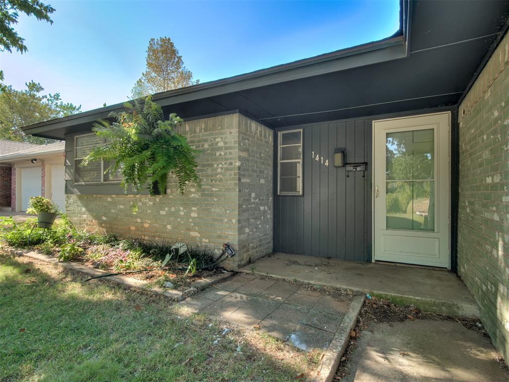 1414 Princeton Circle Property Photo 4