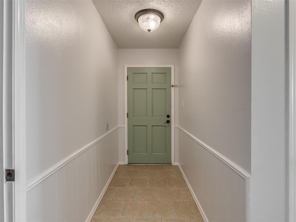 1414 Princeton Circle Property Photo 5