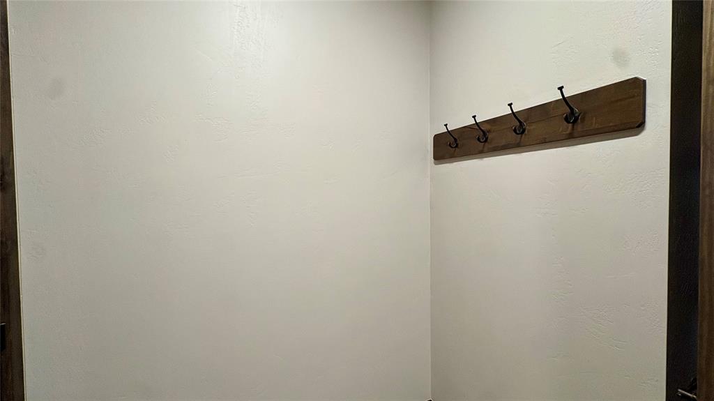 1314 Glenwood Drive Property Photo 25