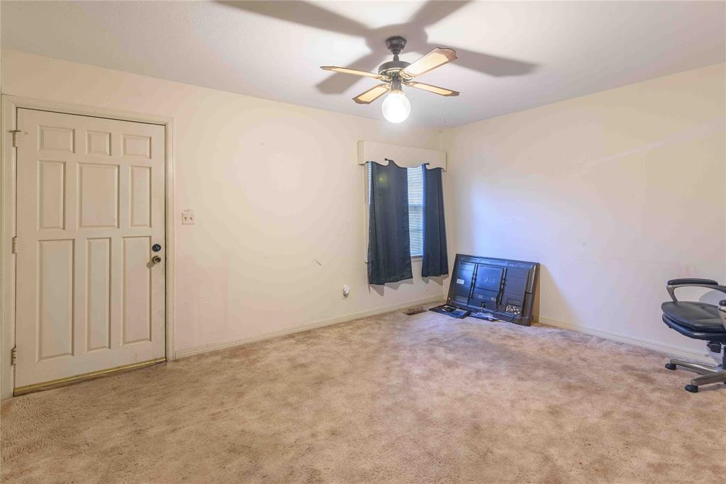 308 W Mimosa Drive Property Photo 2