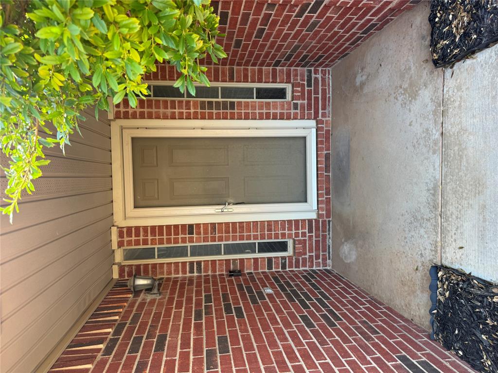 400 S Castle Ridge Lane Property Photo 2