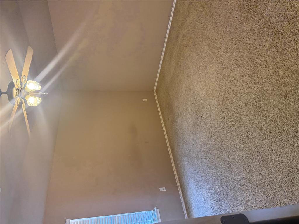 400 S Castle Ridge Lane Property Photo 13
