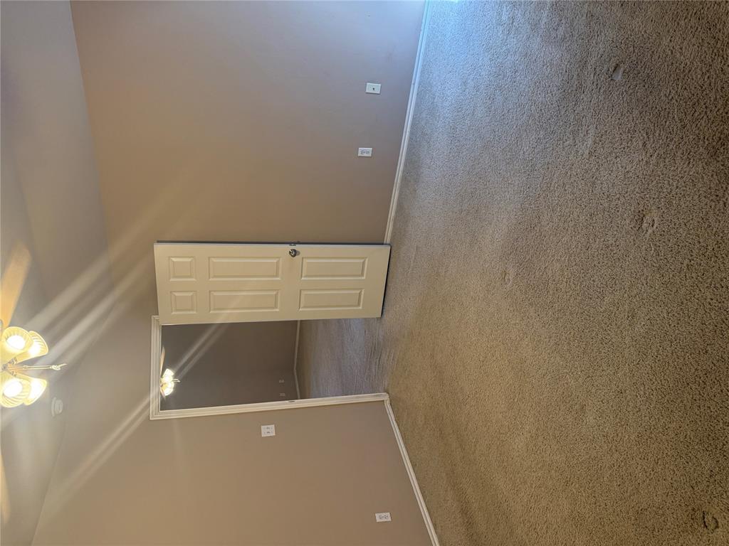 400 S Castle Ridge Lane Property Photo 14