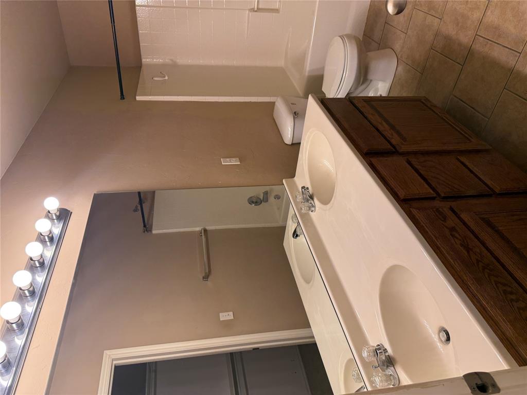 400 S Castle Ridge Lane Property Photo 16