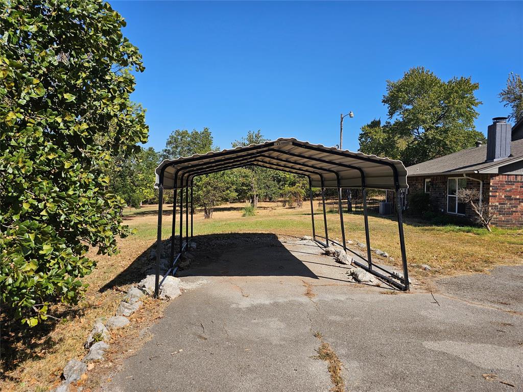 9811 Brush Creek Road Property Photo 3
