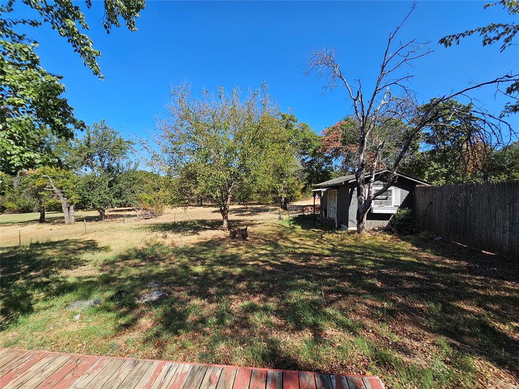 9811 Brush Creek Road Property Photo 15