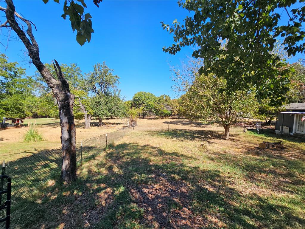 9811 Brush Creek Road Property Photo 17