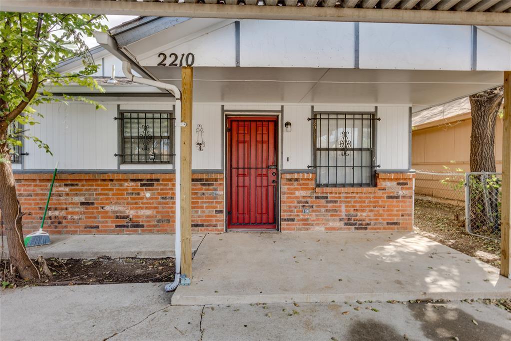 2210 Sw 30th Street Property Photo 2