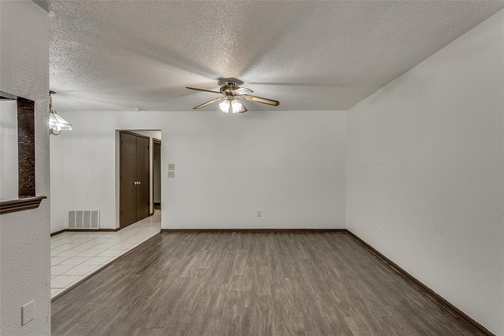 2210 Sw 30th Street Property Photo 3