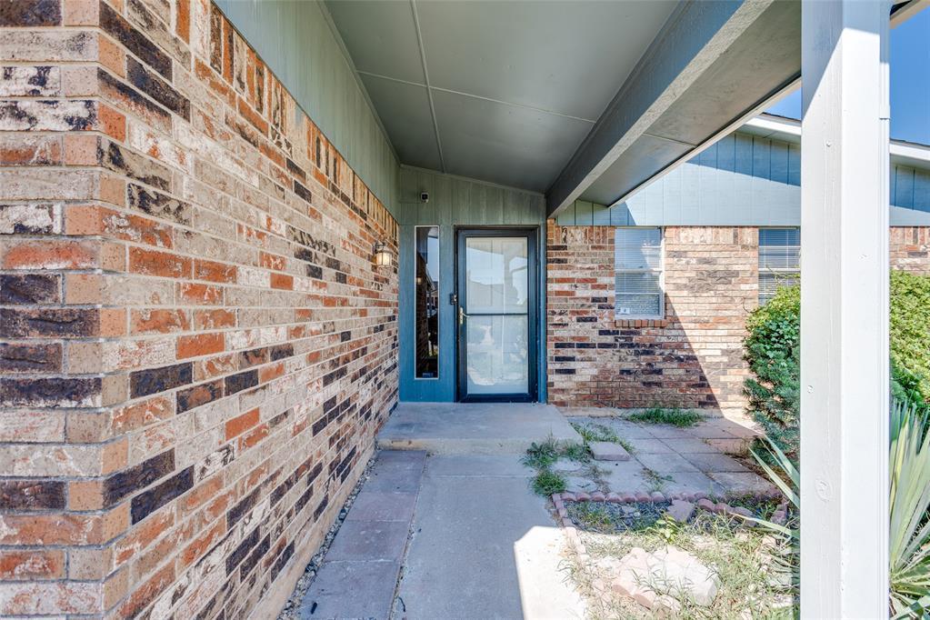 4901 Washington Square Property Photo 2