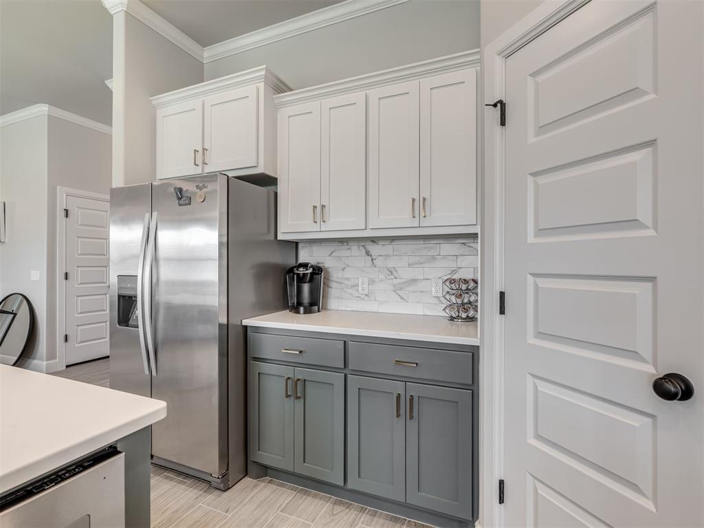 7720 Woods Edge Way Property Photo 17