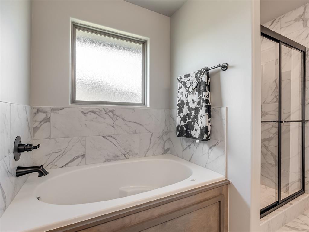7720 Woods Edge Way Property Photo 26