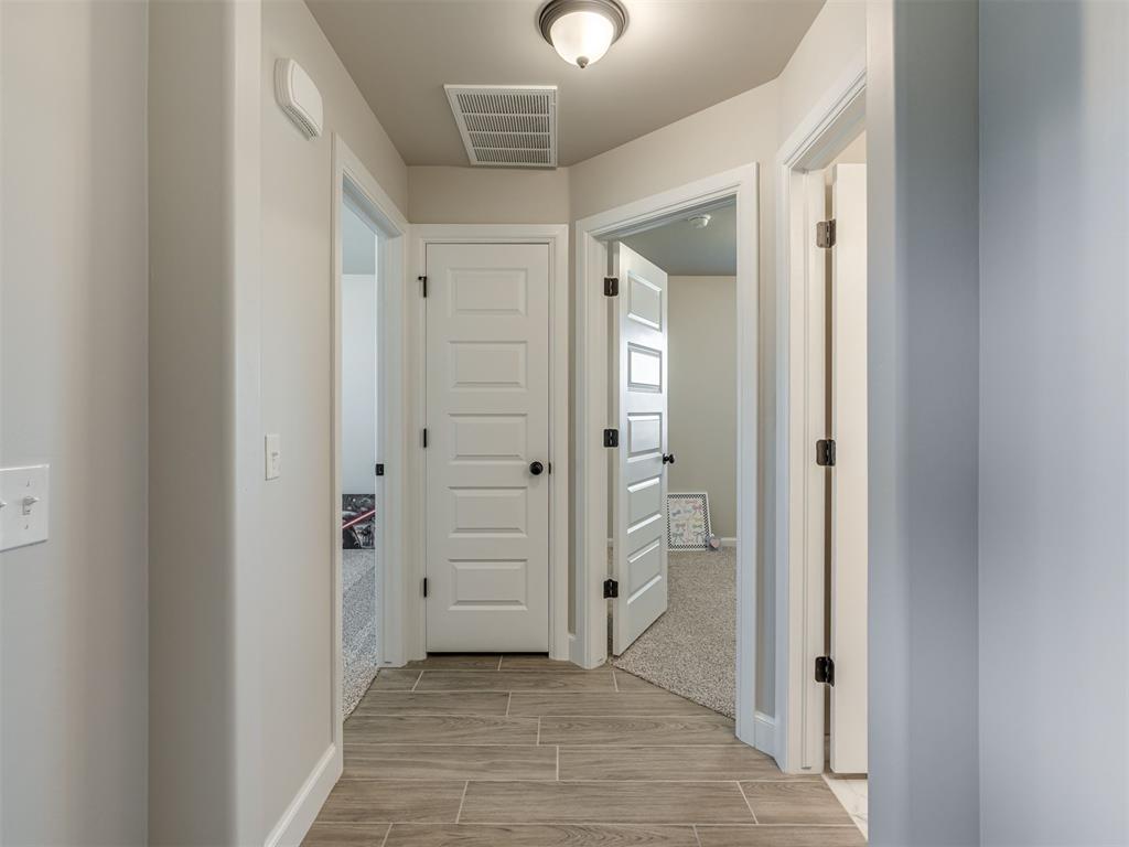 7720 Woods Edge Way Property Photo 32