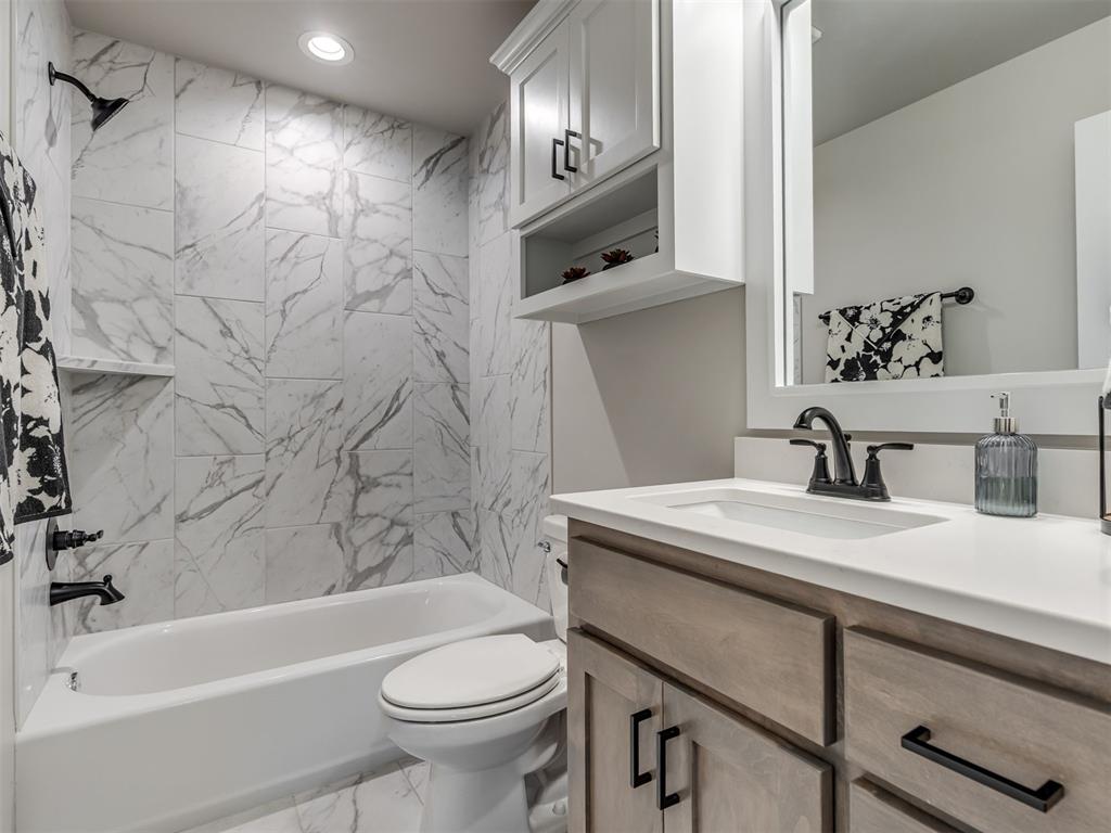 7720 Woods Edge Way Property Photo 37