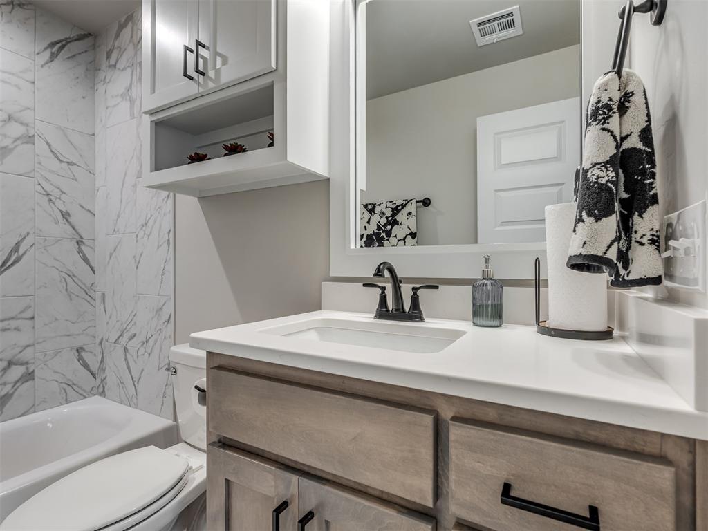 7720 Woods Edge Way Property Photo 38
