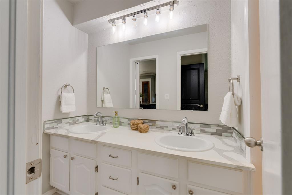 3230 Sw 93rd Street Property Photo 26